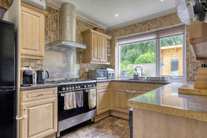 Kitchen- click for photo gallery